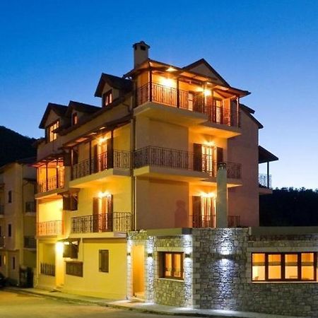 Krinides Hotel Kalavryta Eksteriør billede
